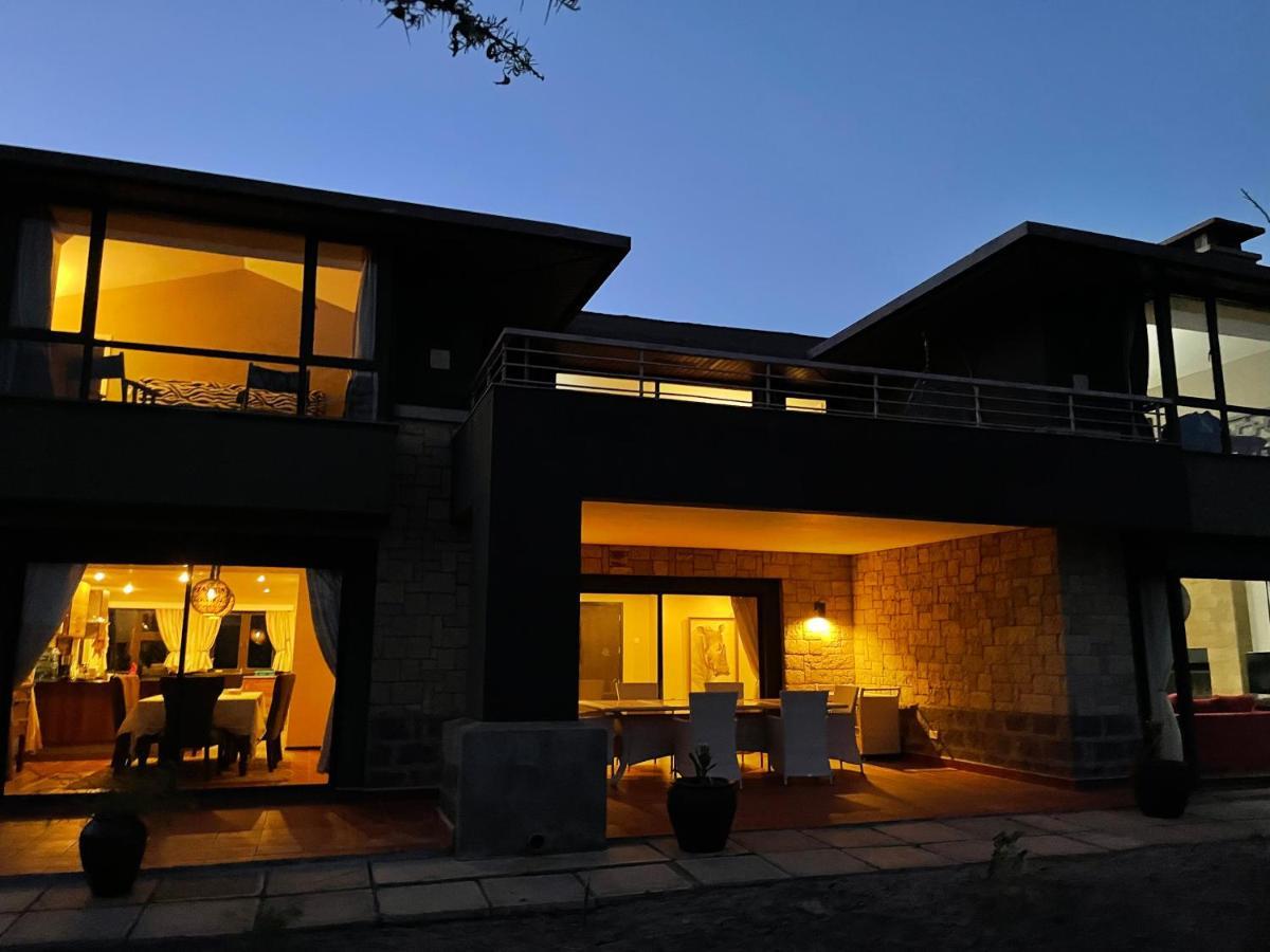 Nyikani House ナニュキ エクステリア 写真